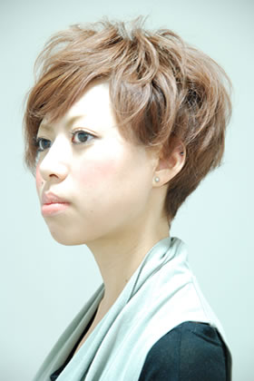 秋冬2011~2012/stylist Tetsuya Tsuboshima 拡大画象